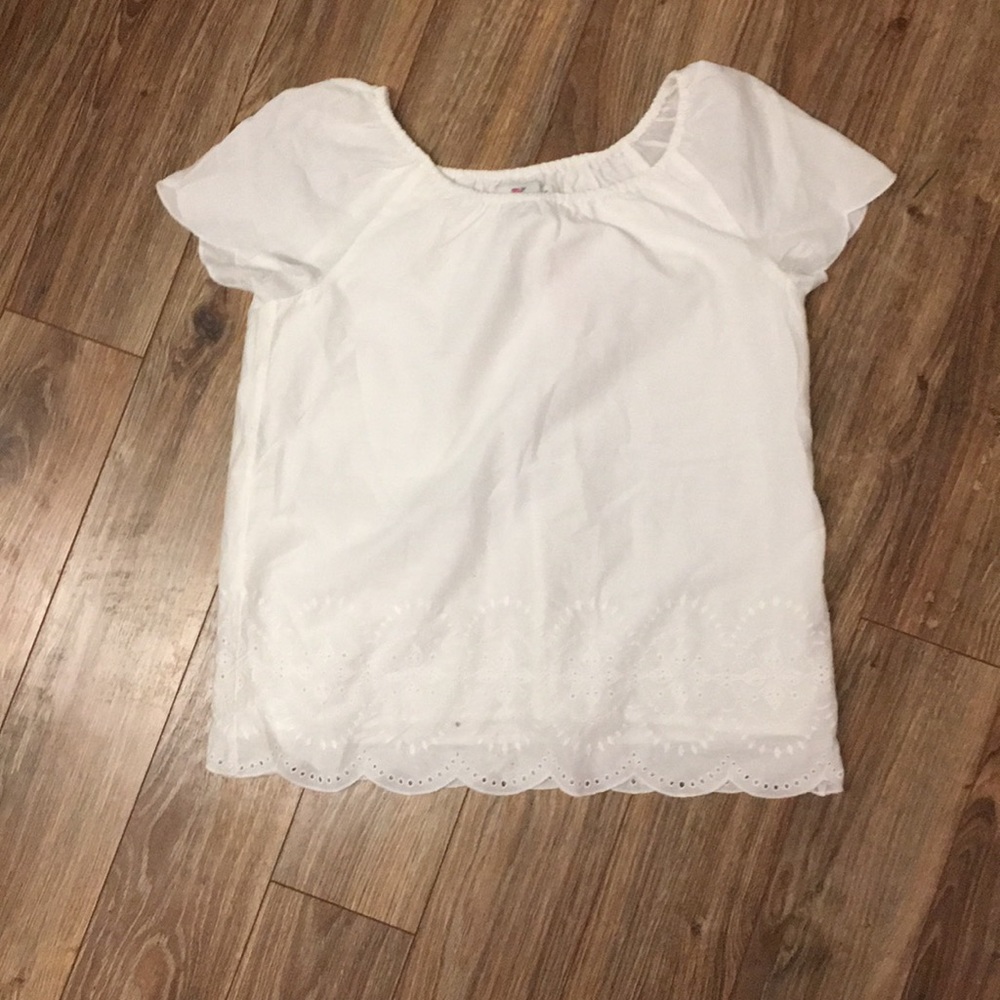 White short sleeve blouse